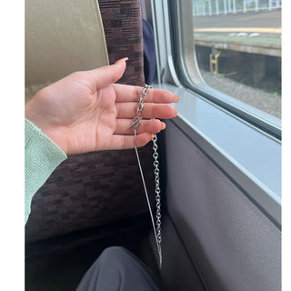 Chain design buckle necklace