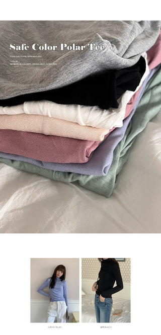 Colored turtleneck T-shirt