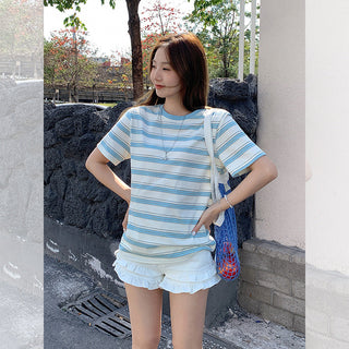 fashionable contrast striped