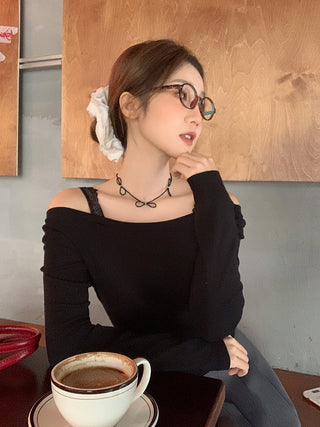lace scoop shoulder Top