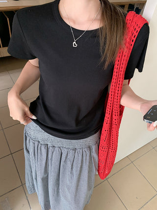 chic solid color Top