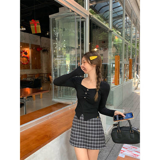 black square collar Top
