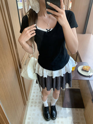 white V-neck shoulder Top