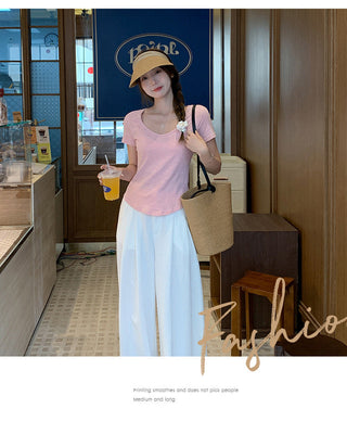 pink loose U-neck
