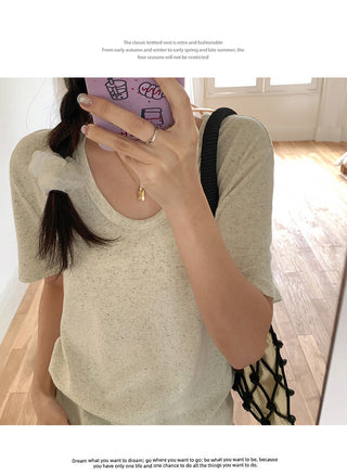 Korean U-collar shoulder Top