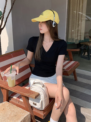 white V-neck fishbone Top