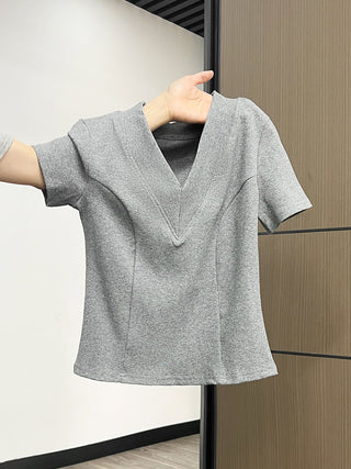 white V-neck fishbone Top