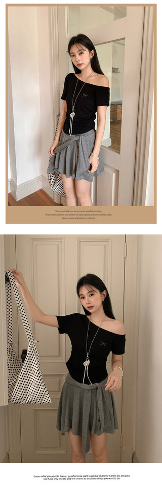 pure shoulder bow Top