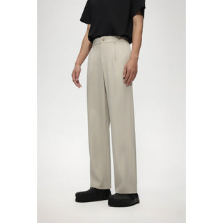 single pleated pants