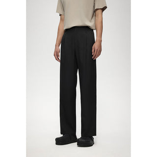 single pleated pants