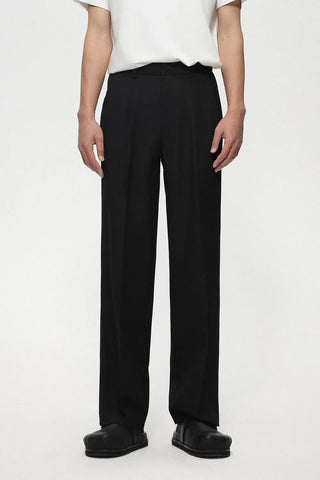 single pleated pants