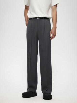 single pleated pants