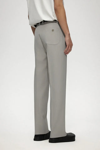 single pleated pants