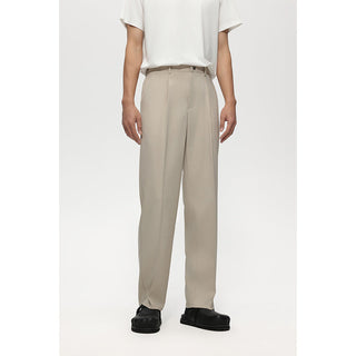 single pleated pants
