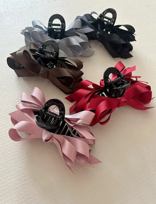 Ribbed satin king ribbon large acrylic hair clip