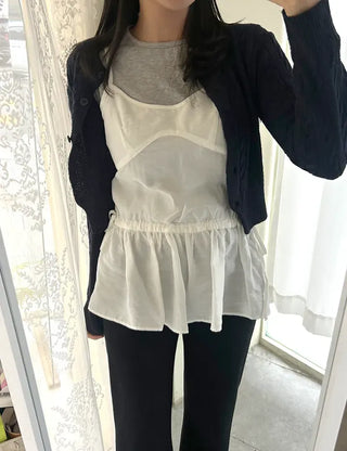 Cable knit semi-cropped round neck cardigan