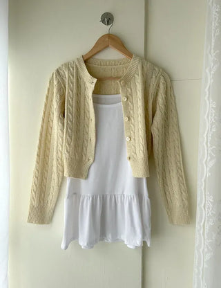 Cable knit semi-cropped round neck cardigan