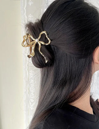 Melting Pearl Ribbon Mini Half-Up Metal Hair Clip