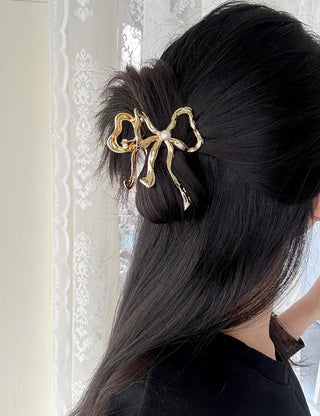 Melting Pearl Ribbon Mini Half-Up Metal Hair Clip