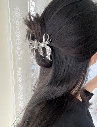 Melting Pearl Ribbon Mini Half-Up Metal Hair Clip