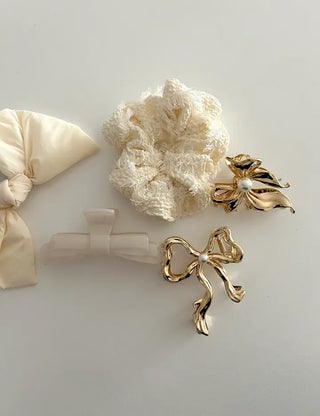 Melting Pearl Ribbon Mini Half-Up Metal Hair Clip