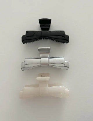 Acrylic double ribbon half-up mini hair clip