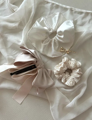 Metal chubby heart ribbon side hair bobby pin