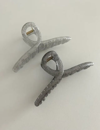 13cm Silver Pearl Ribbon Twist Large Hair Clip
