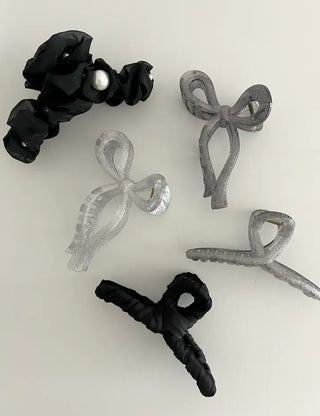 13cm Silver Pearl Ribbon Twist Large Hair Clip