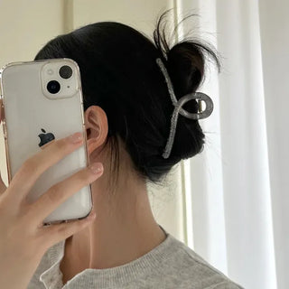 13cm Silver Pearl Ribbon Twist Large Hair Clip