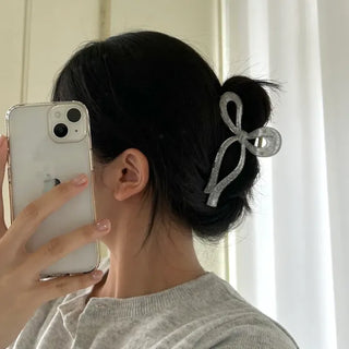 13cm Silver Pearl Ribbon Twist Large Hair Clip