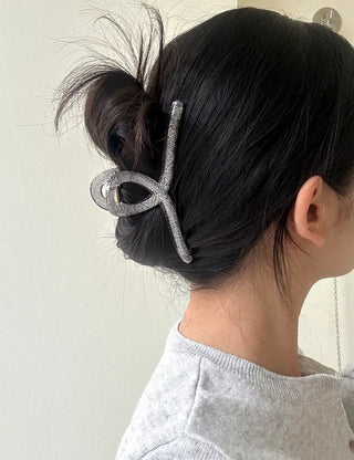 13cm Silver Pearl Ribbon Twist Large Hair Clip