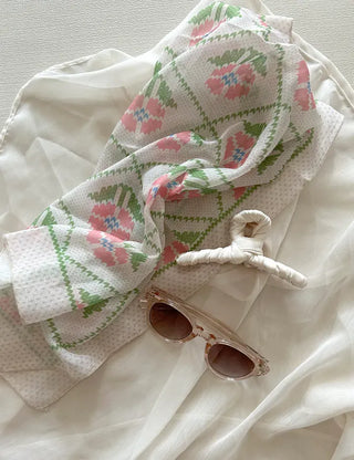 Retro Pink Flower Headscarf Square Spring/Summer Scarf