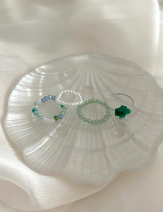 piece Four-Leaf Clover Green Bead Ring Set