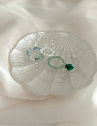 piece Four-Leaf Clover Green Bead Ring Set