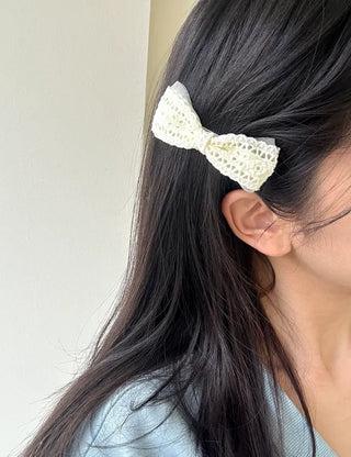 2 Types of Punched Lace Ribbon Snap Clips Hair Claw Clips