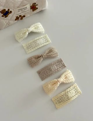 2 Types of Punched Lace Ribbon Snap Clips Hair Claw Clips