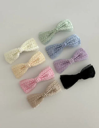 2 Types of Punched Lace Ribbon Snap Clips Hair Claw Clips