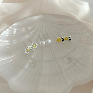 Set of 3 Yellow Spring Flower Pearl Mini Earrings