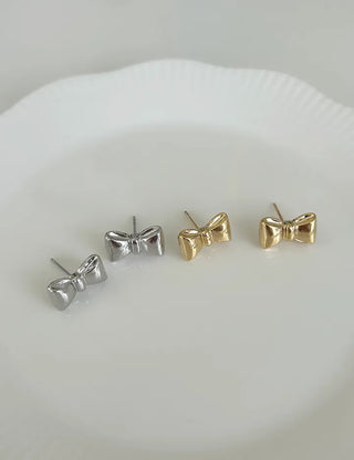 Metal Volume Ribbon Mini Fashion Earrings