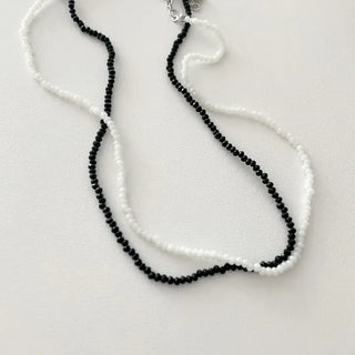 Simple daily layered mini bead necklace