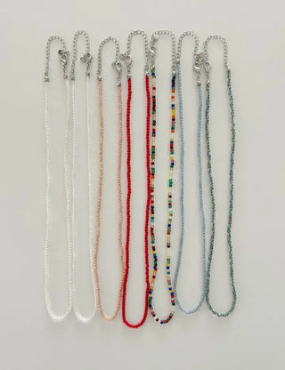 Simple daily layered mini bead necklace