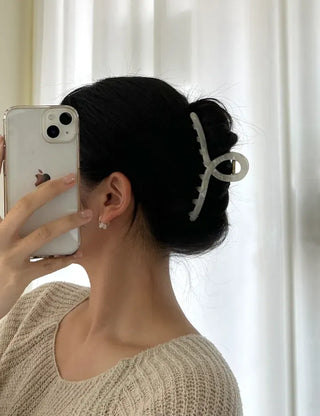 Type Milk Marble Large Claw Updo Hairpin