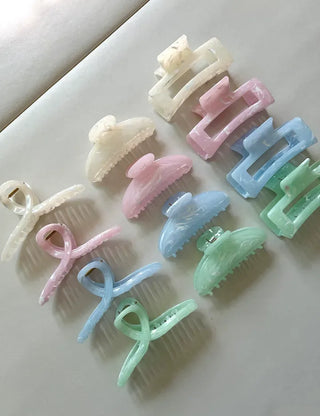 Type Milk Marble Large Claw Updo Hairpin