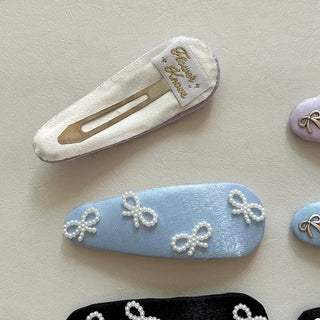 Satin silver pearl ribbon pendant snap hair clip