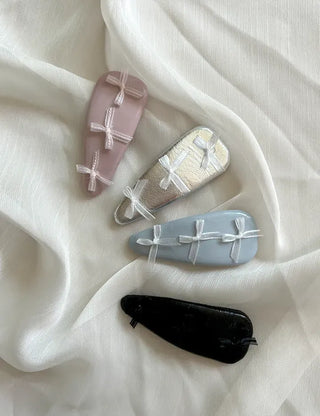 Triangular Enamel Mini Ribbon Snap Side Hair Clip