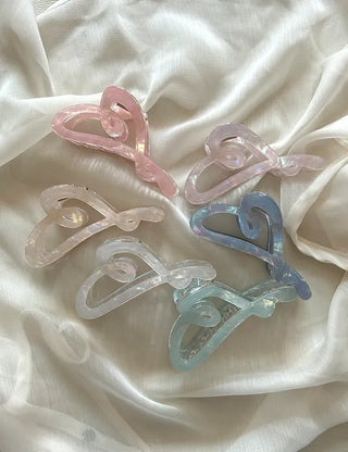 Cellulose marble drawing heart hair clip updo