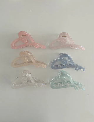 Cellulose marble drawing heart hair clip updo