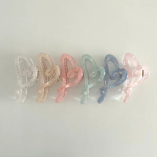 Cellulose marble drawing heart hair clip updo