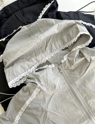 Lace hooded windbreaker for women rainy season jumper